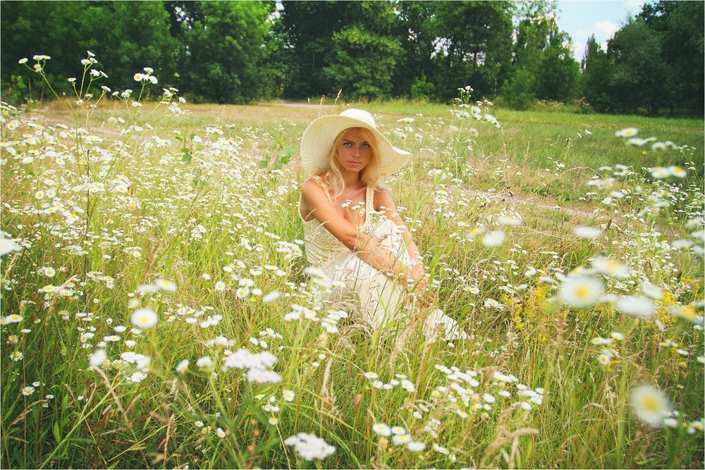 Фотографія Серія "Мова її погляду". Польова квітка / Edward / photographers.ua