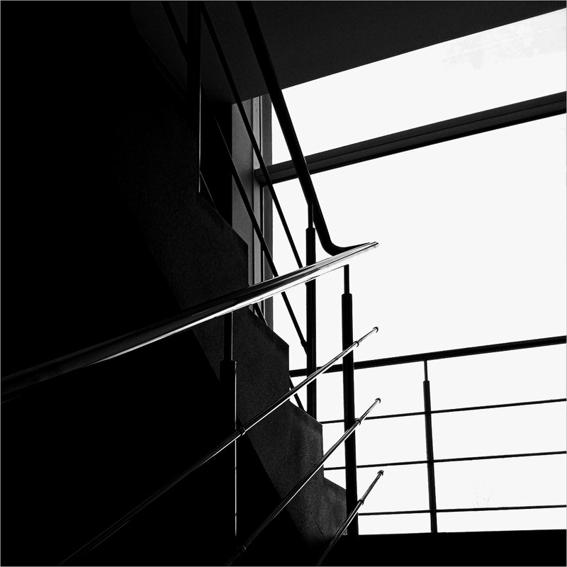 Фотографія Вікно і сходи (мінімалізм) / Edward / photographers.ua