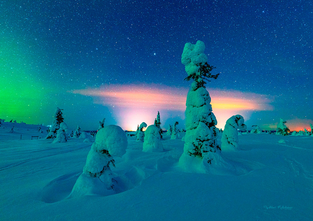Фотографія Нічне небо Лапландії / Valtteri Mulkahainen / photographers.ua