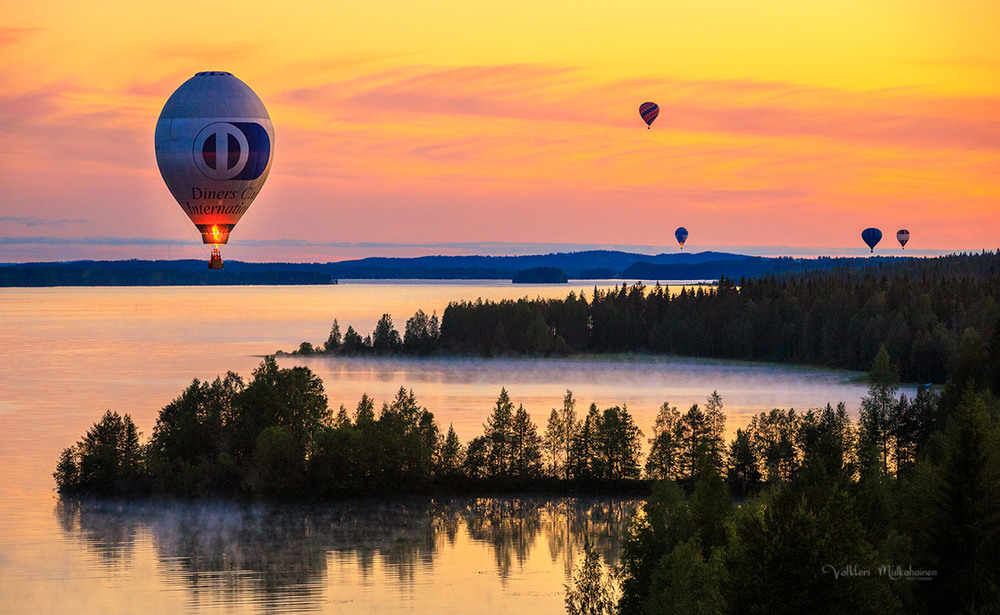 Фотографія Літня ніч / Valtteri Mulkahainen / photographers.ua