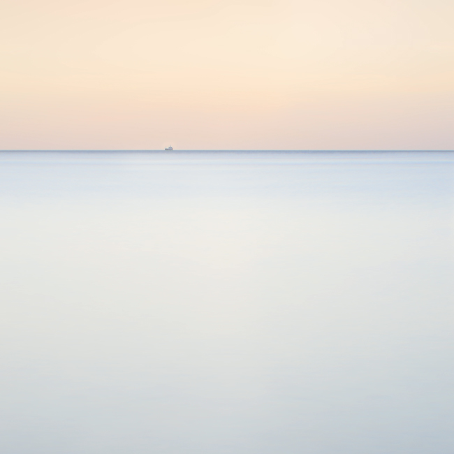 Фотографія Lonely Ship / Vadim Skapenko (Bucha) / photographers.ua