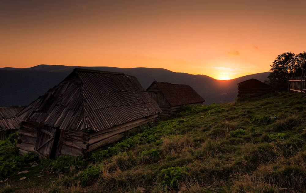 Фотографія Колиби при заході сонця / Андрій Bramms / photographers.ua