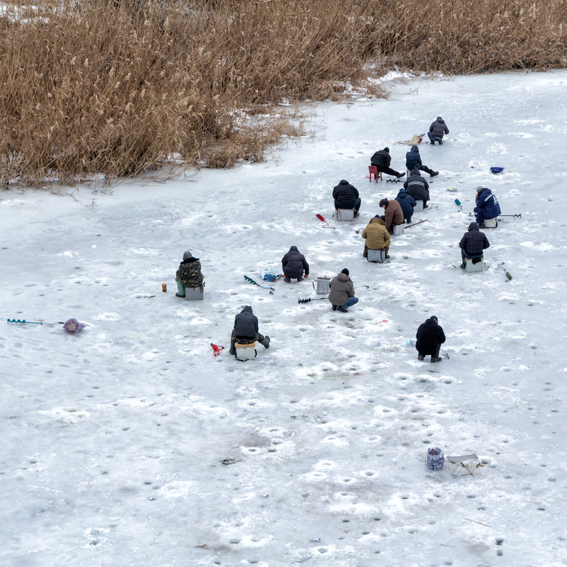 Фотографія 15 сверловщиков вышли на лед / Віктор Груша / photographers.ua
