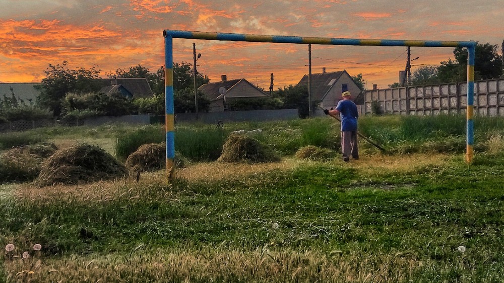Фотографія Піт заливає яснії очі-машеш косою зранку до ночі... / Stanislav / photographers.ua
