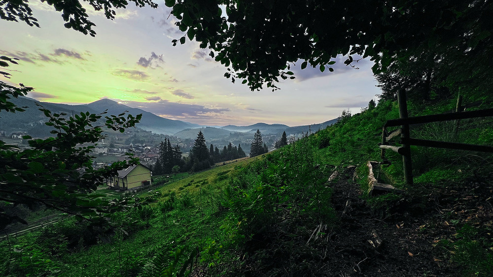 Фотографія Вікно до "перлини Горган" Хомяк / Gavrisyuk Ilya / photographers.ua