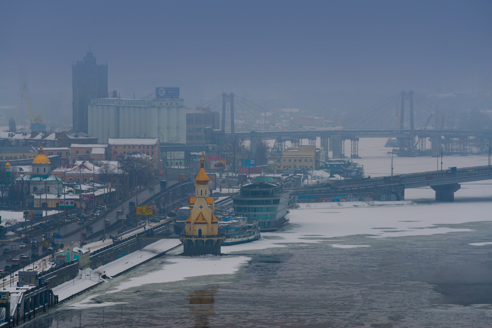 Фотографія Туманная перспектива города (Киев, январь) / Галанзовская Оксана / photographers.ua