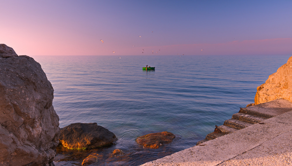 Фотографія Струился розовый рассвет над моря синим покрывалом / Галанзовская Оксана / photographers.ua