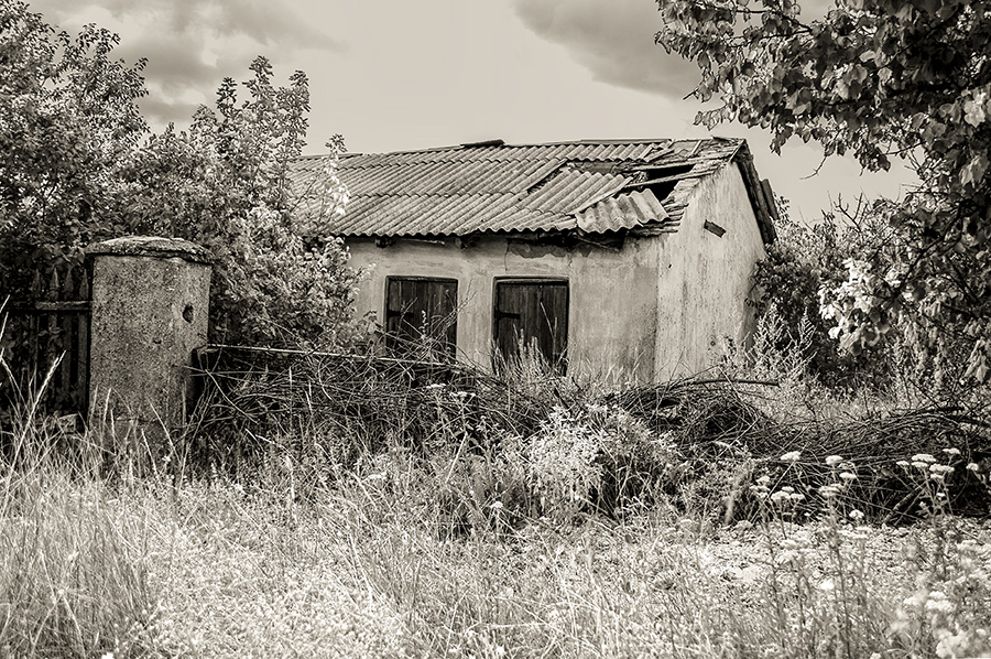 Фотографія Однажды здесь теплом томился воздух, Однажды здесь мир счастлив был и прост. (С) / Storcheus Stas / photographers.ua