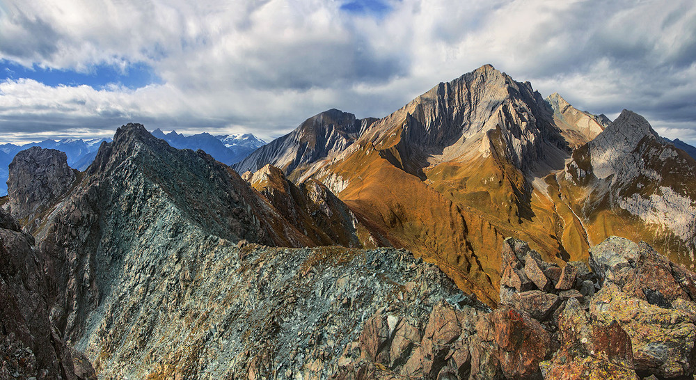 Фотографія Гори тута - скрозь! І хмари. / Юрій Максименко / photographers.ua