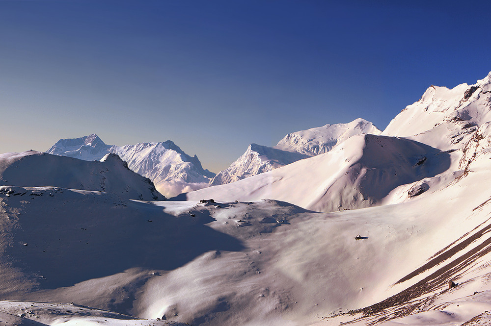 Фотографія Коли прозорий ранок настає, люде чомусь радіють, а потім зітхають - кожен про щось своє / Юрій Максименко / photographers.ua