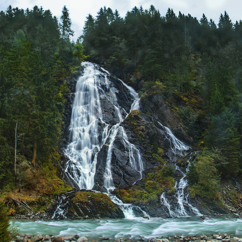 Фотографія Коси розпустила, ні з ким не ходила - кого захотіла, того й полюбила! / Юрій Максименко / photographers.ua