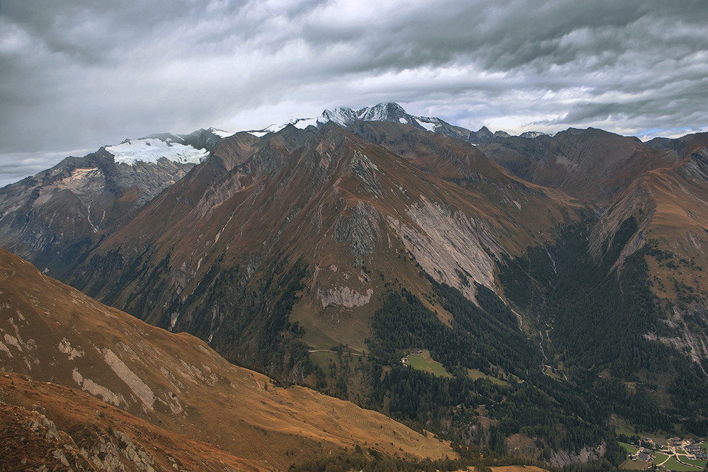 Фотографія Коли на небі хмар стає предостатньо - на землі може бути неперЕливки. / Юрій Максименко / photographers.ua