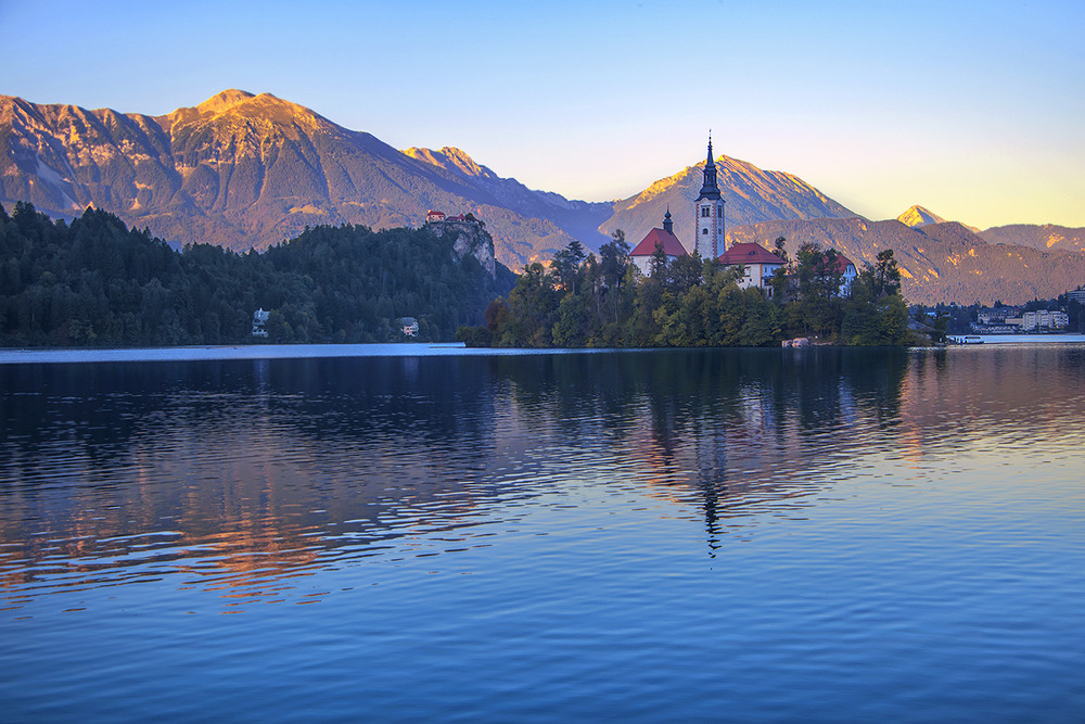 Фотографія Вже й день догорів потихесеньку собі, і вечірня млість розлилася довкруж. / Юрій Максименко / photographers.ua