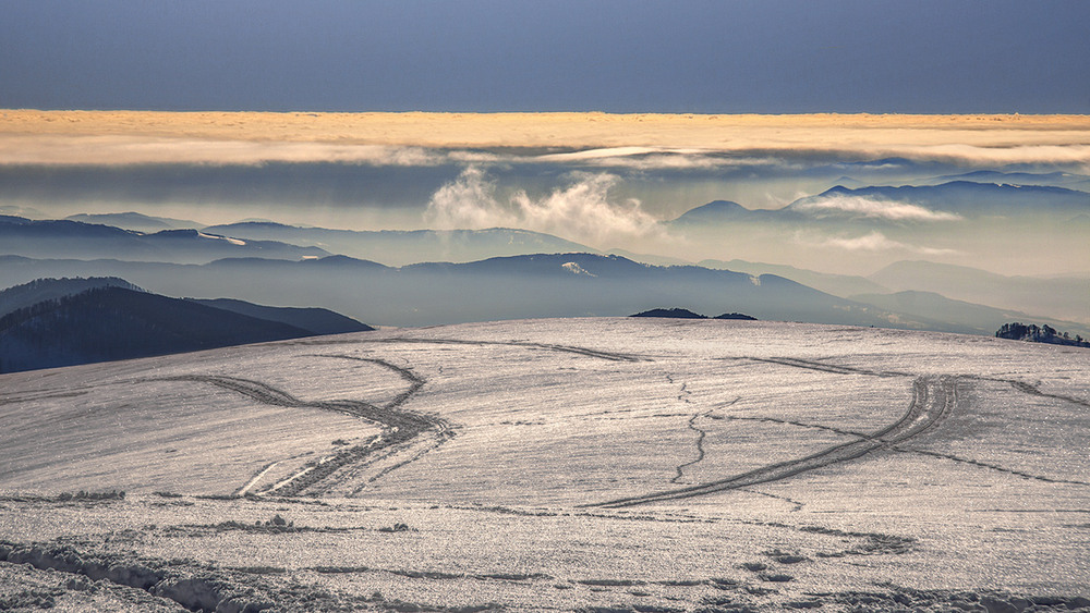 Фотографія Безмежна та пуста і біла площина. / Юрій Максименко / photographers.ua
