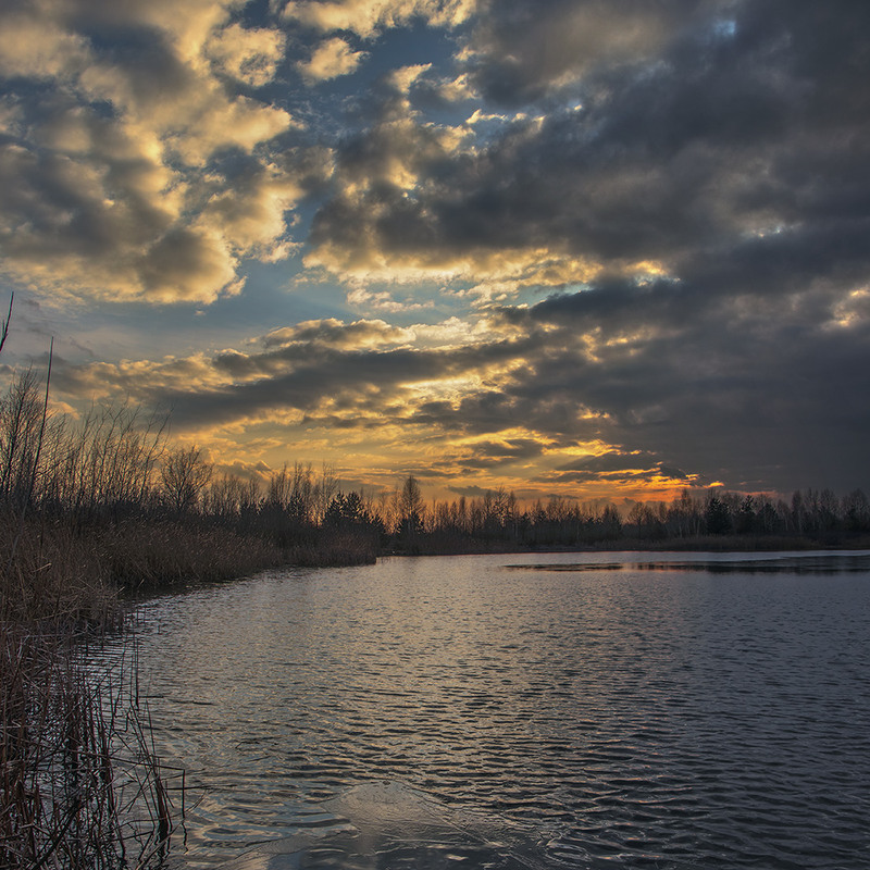 Фотографія Проти ночі на озері. / Юрій Максименко / photographers.ua