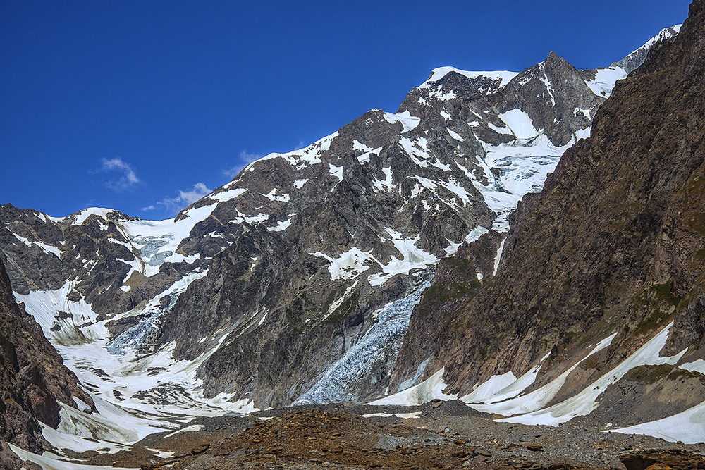 Фотографія Вітер віє, вітер віє, серце плаче, серце мліє, - на підходах до гори Монблан вітер здував з ніг був / Юрій Максименко / photographers.ua