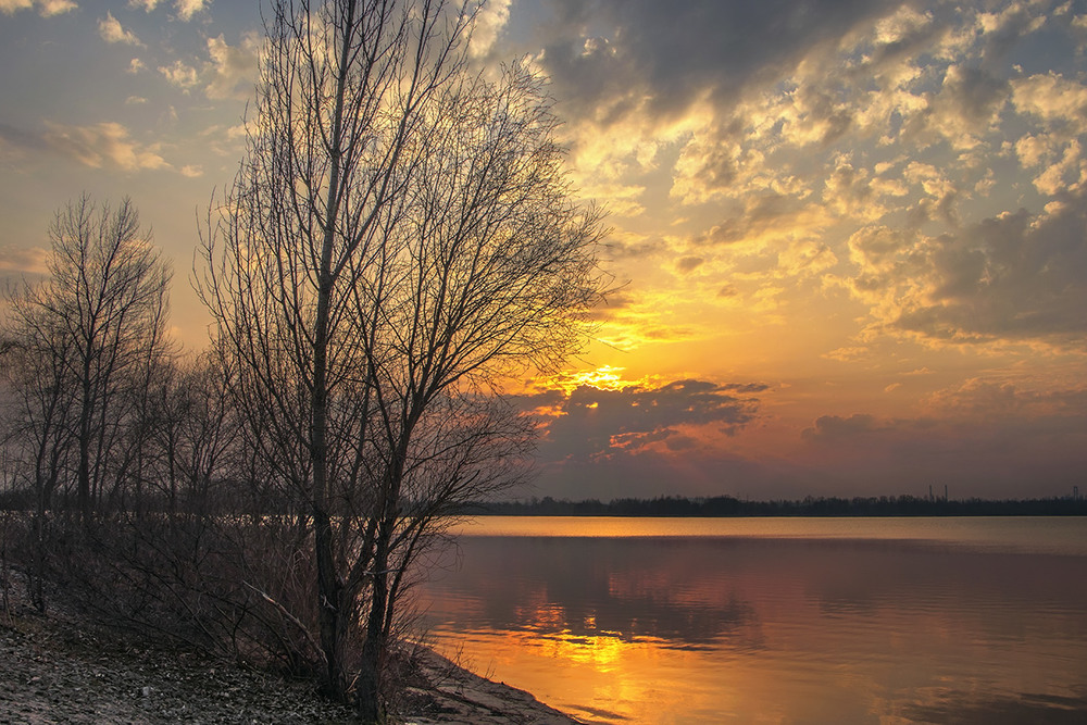 Фотографія Добре біля води, - спокійно, тихо. Весною буває. / Юрій Максименко / photographers.ua