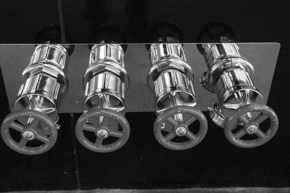 Фотографія Пожежні крани. Вода. Манхеттен / Юрий Эбер / photographers.ua