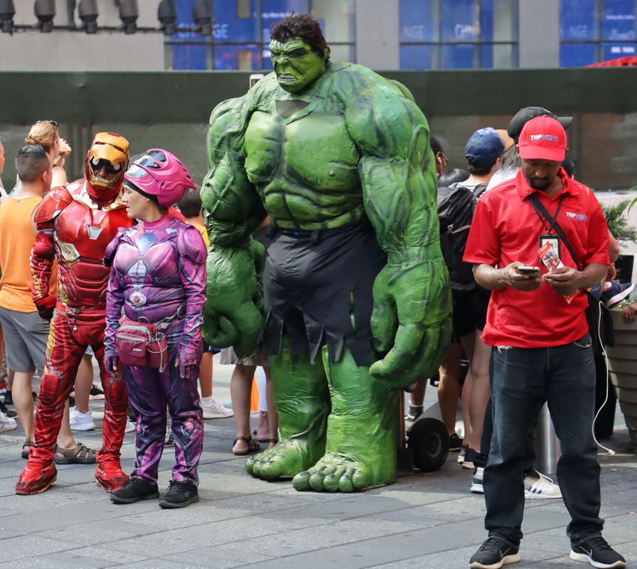 Фотографія В очікуванні клієнтів. Таймс сквер, Манхеттен / Юрий Эбер / photographers.ua