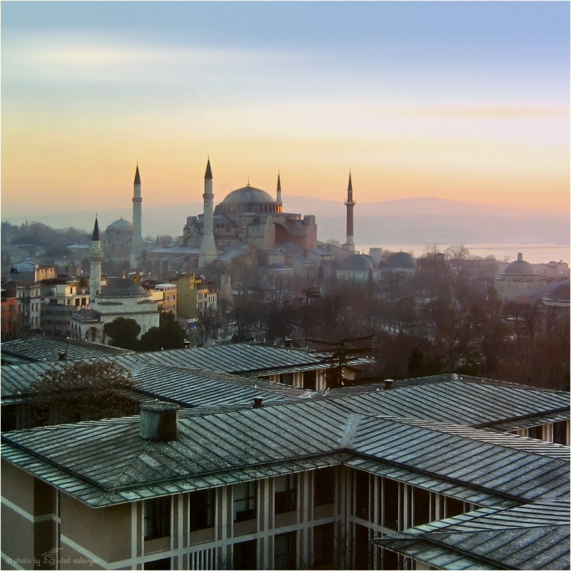 Фотографія Зимний рассвет в Стамбуле / Vlad Solovyov / photographers.ua