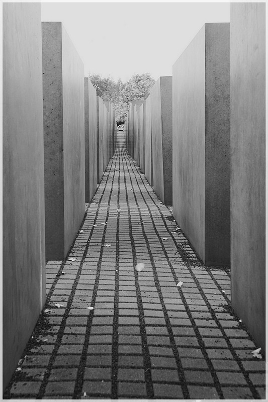Фотографія Берлин "Мемориал жертвам Холокоста" / Ruslan Minakryn / photographers.ua
