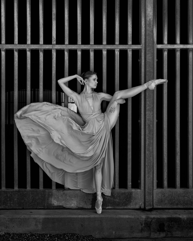 Фотографія Dancing on a street. / Леонид Шрайбман / photographers.ua