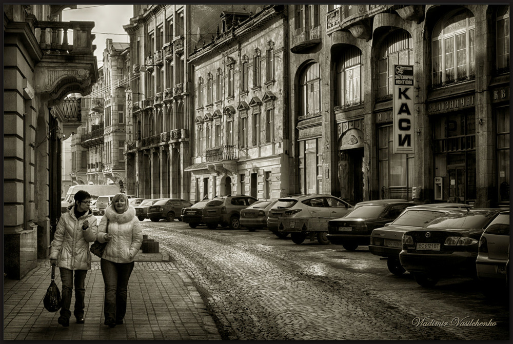 Фотографія Ukraine. Lviv.  Academician Hnatiuk Street / vladimir vasilchenko / photographers.ua
