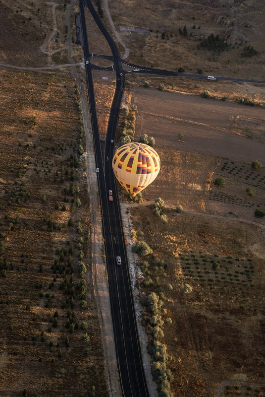 Фотографія Composition with Balloon and Line / Oleksandr Voloshyn / photographers.ua