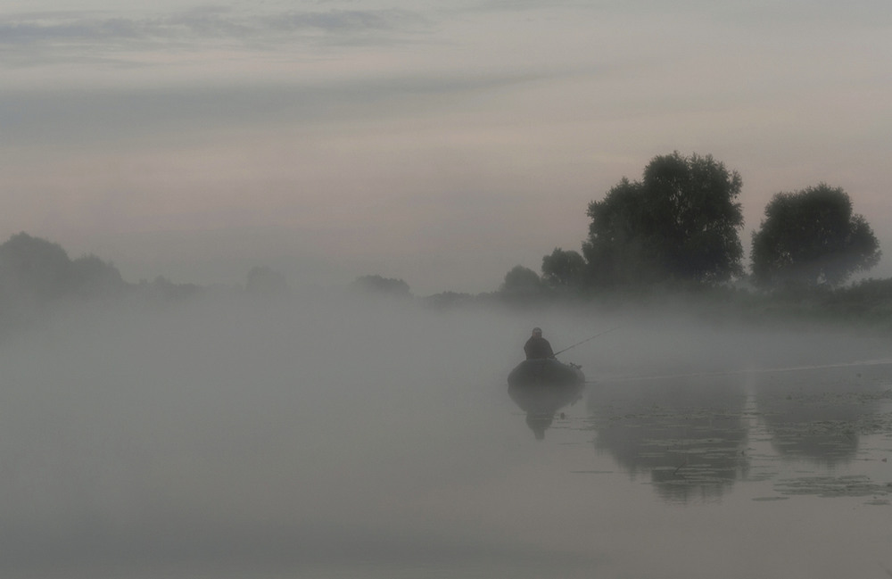 Фотографія Рибалка в тумані / Зоя та Олександр / photographers.ua