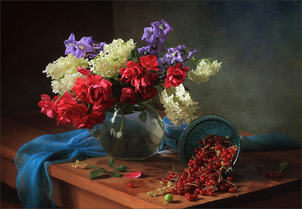 Фотографія Натюрморт с цветами и ягодами / Татьяна Скороход / photographers.ua