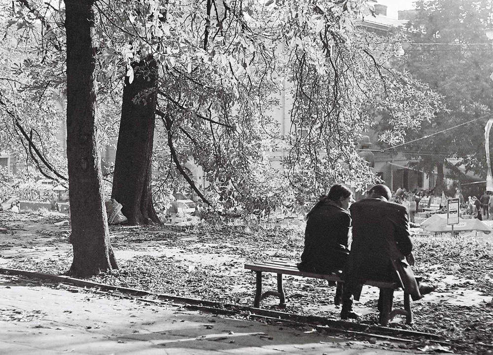 Фотографія пара у львівському парку / Илья Суходольский / photographers.ua