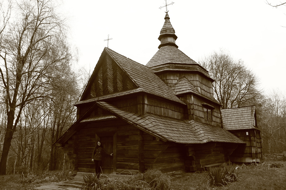 Фотографія У старой церквушки ... / торвальд / photographers.ua