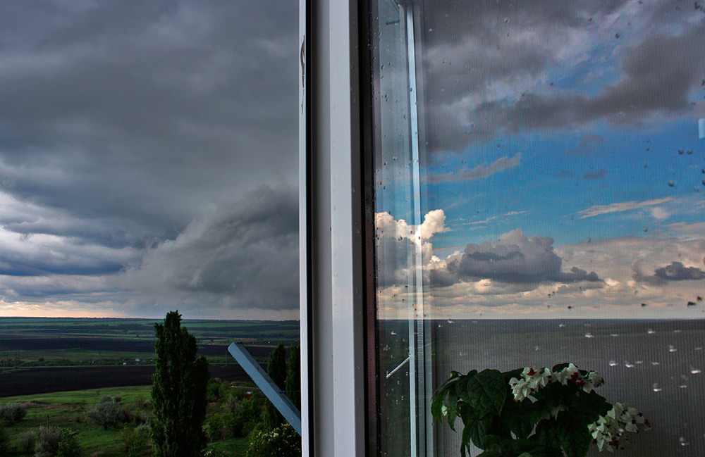 Фотографія две стороны одной погоды / V  R / photographers.ua