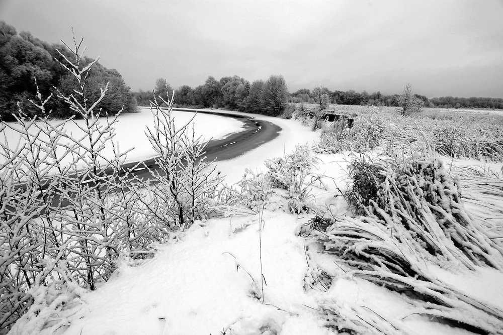 Фотографія Снежным утром по реке... / Сергей Карнаух / photographers.ua