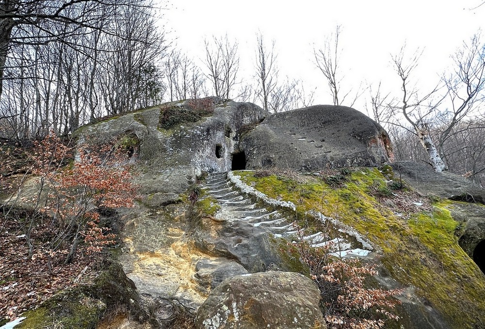 Фотографія Печерний монастир і трішки фортеця Розгірче / Віталій Шафранський / photographers.ua