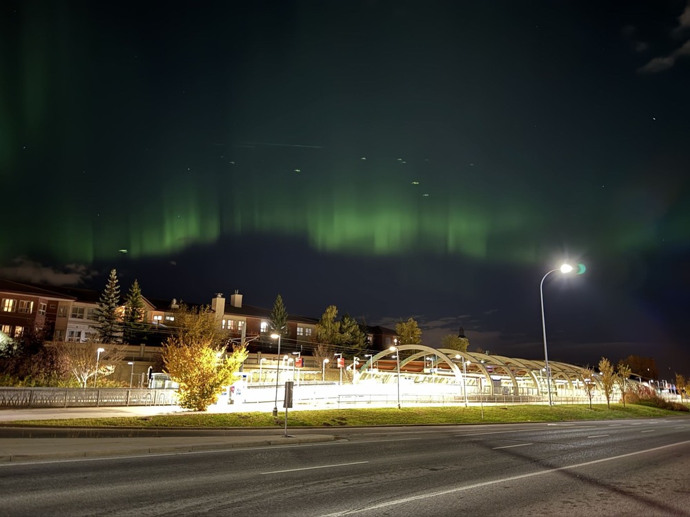 Фотографія N0rthern lights in the city / Tetiana Kretova / photographers.ua