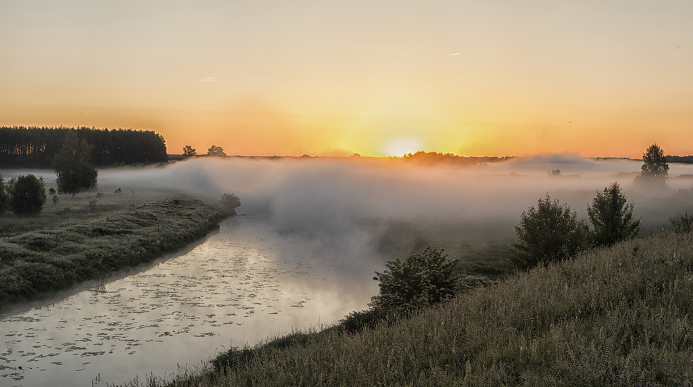 Фотографія Суне стіною...  "Миколині тумани" / Farernik / photographers.ua