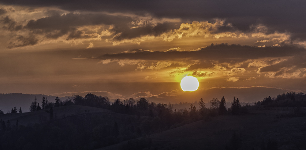 Фотографія За горами сонце сходить... / Farernik / photographers.ua