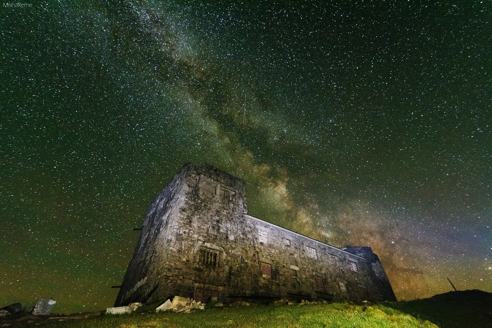 Фотографія Всі нічні небесні дороги,ведуть до обсерваторії ПІЧ / Ременюк / photographers.ua