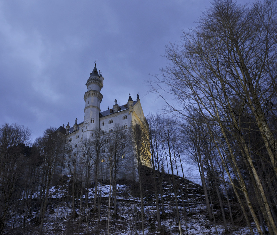 Фотографія В старом замке зажглись огни / gunar / photographers.ua