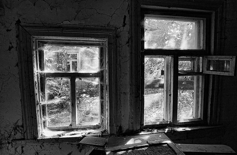 Фотографія А за окнами жизнь... / Natis    | / photographers.ua