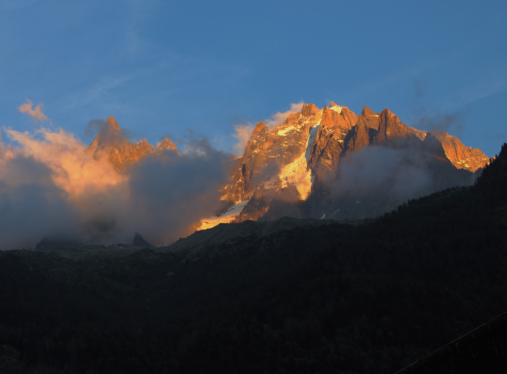 Фотографія ...и золотом расплавленным гора блестит... / Lucciola / photographers.ua