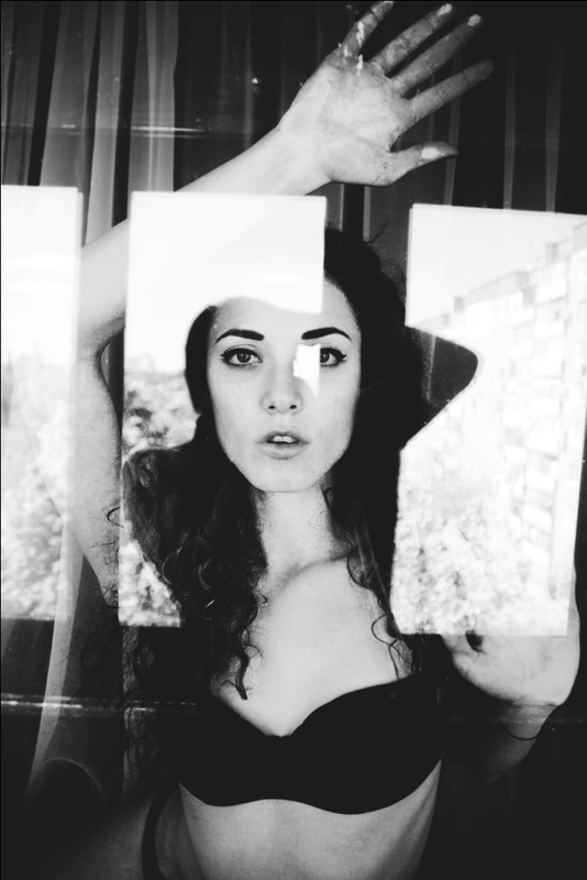 Фотографія за стеклом / slava demchenko / photographers.ua