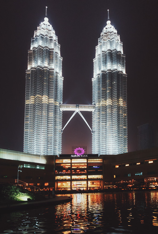 Фотографія Малайзия, Куала-Лумпур...башни Петронас! / Александр Вивчарик / photographers.ua