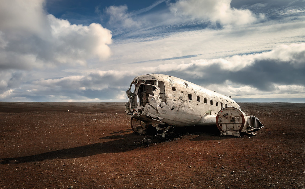 Фотографія Остатки самолета DC-3 ... Исландия! / Александр Вивчарик / photographers.ua