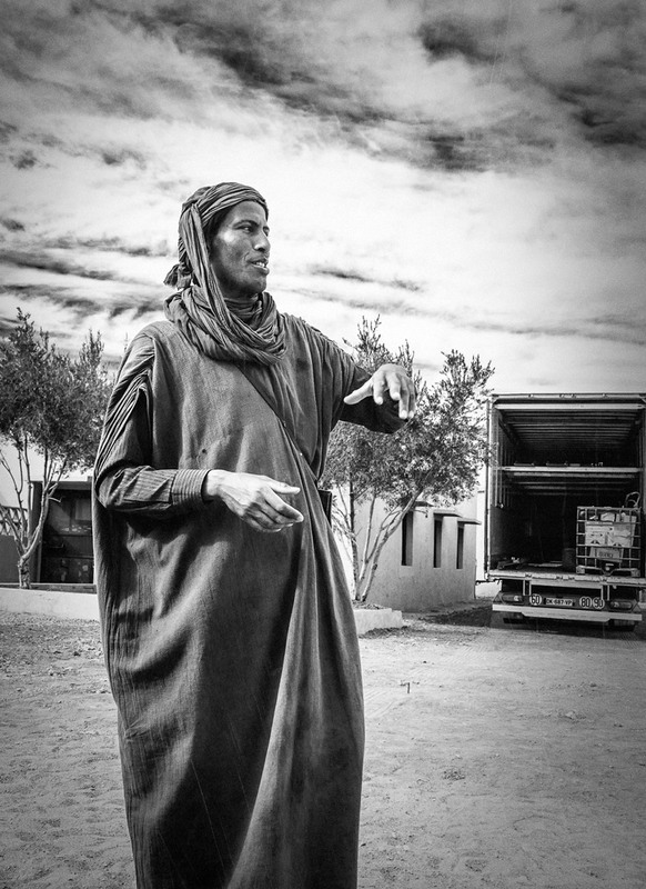 Фотографія "Переводчик"... наш марокканский друг! / Александр Вивчарик / photographers.ua