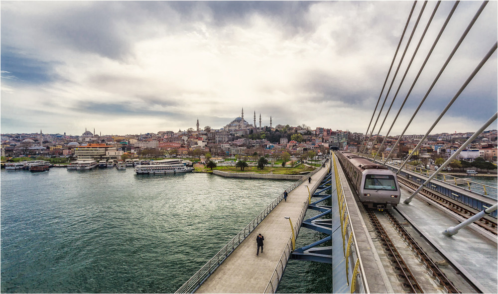 Фотографія Будничный Стамбул... / Александр Вивчарик / photographers.ua