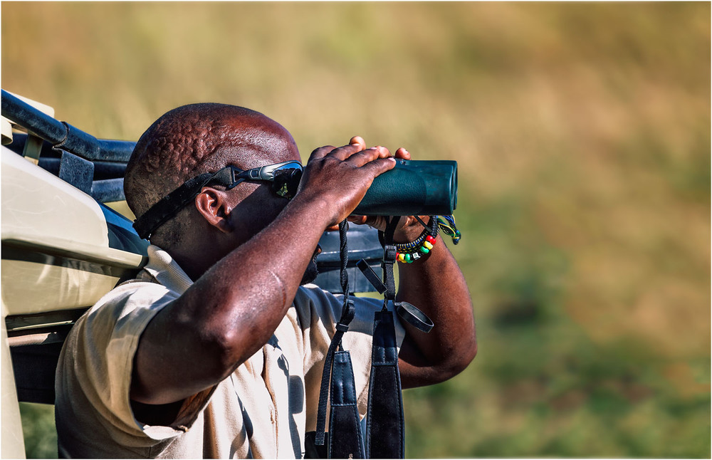 Фотографія Проводник в саванне...Танзания! / Александр Вивчарик / photographers.ua