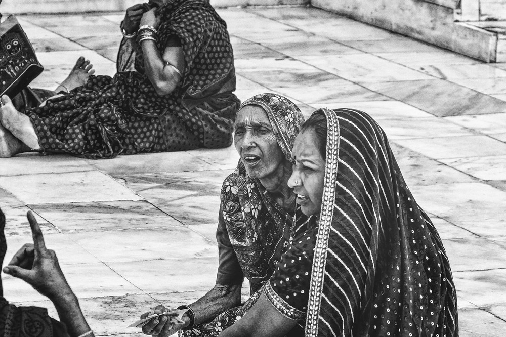 Фотографія Посетители Тадж-Махала...Агра,Индия. / Александр Вивчарик / photographers.ua