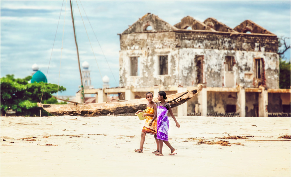 Фотографія Прогуливаясь вдоль океана...Дети и Мадагаскар! / Александр Вивчарик / photographers.ua